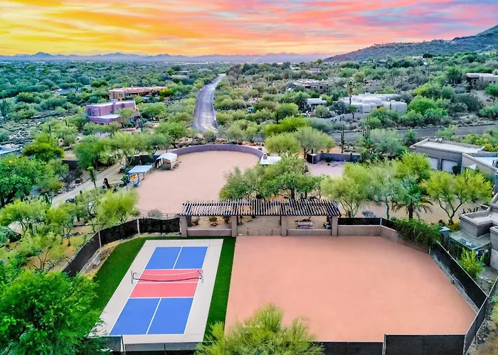 Dom wakacyjny 2br Stylish Desert Casita With Workspace Mtn Views