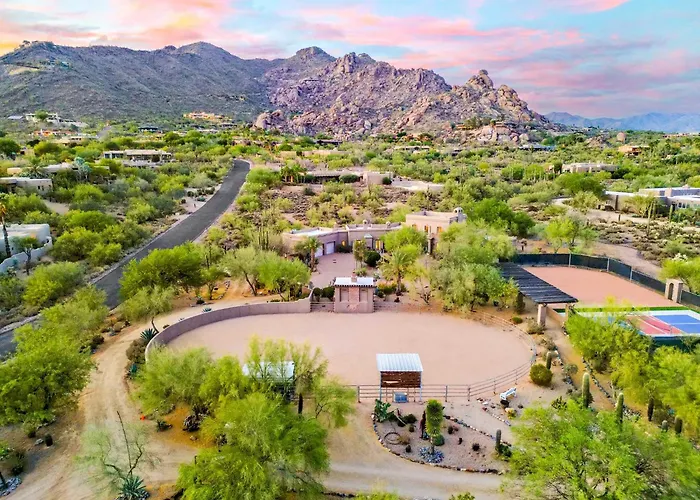 2br Stylish Desert Casita With Workspace Mtn Views Dom wakacyjny *